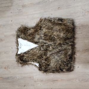 Faux Fur Vest.‎ Size M.
